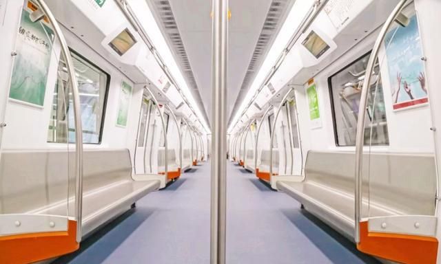 此外这条地铁线还将朝阳公园,工人体育馆,朝阳体育中心这些平日里人