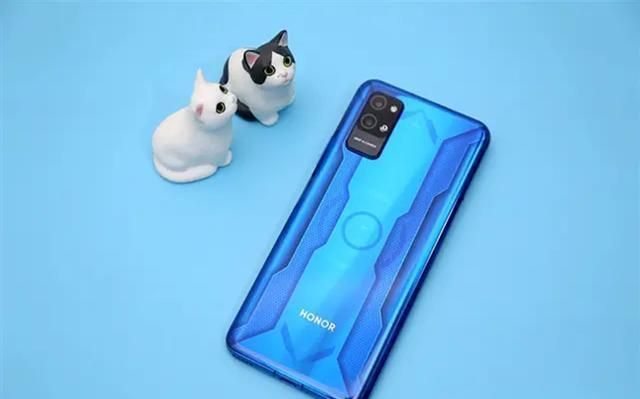 多花100元只为测温度看完荣耀play4pro觉得荣耀v30pro真香