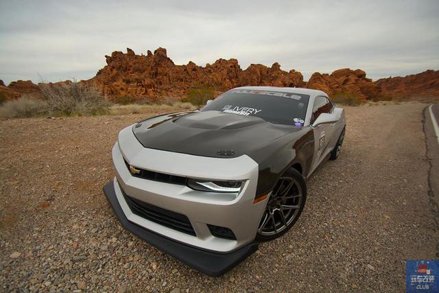 改装"混搭硬汉风"的雪佛兰科迈罗ss,威武霸气不失风范