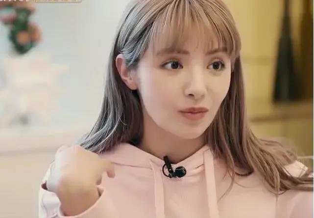 如果生完二胎压力会更大,听到二胎这两个字麦迪娜也一脸惊讶的表情