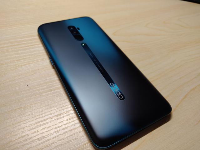 三颗摄像头就够了opporeno4系列这个设计才是我的最爱