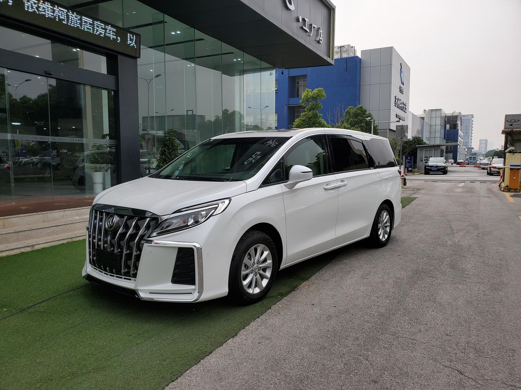 2020款最新别克gl8凌酷内部堪比头等舱-新浪汽车