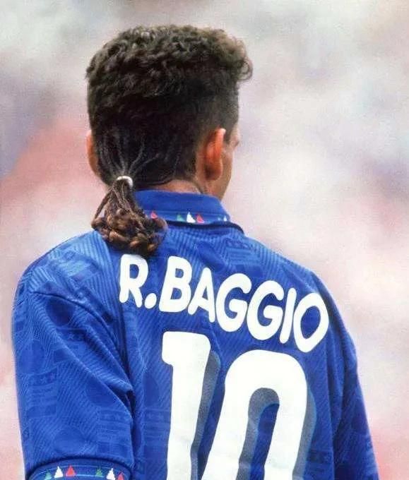 解析忧郁王子缘何伟大 | 你不知道的巴乔:一条半腿在踢球