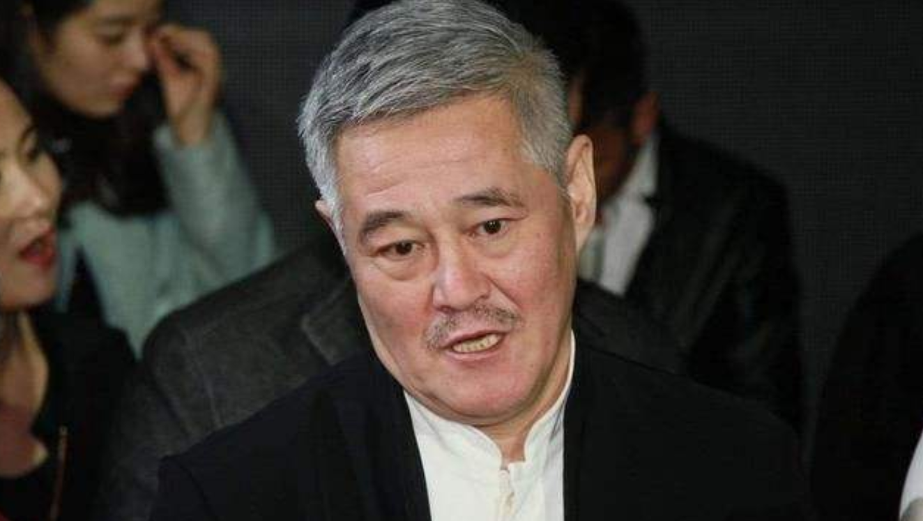 赵本山痛失爱徒,《乡爱13》仅开拍3天,刘宇突发心梗去世仅38岁