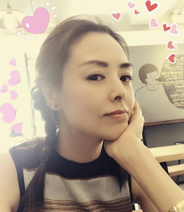 谭凯琪演技备受认可有望成为下一届视后四姐妹曾都混迹娱乐圈