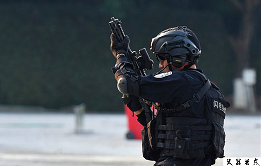军事丨国产魔改型79冲锋枪,几经磨难,再次让它有了新活力