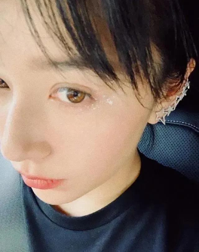 娱乐圈拥有好看瞳孔色的明星,李圣经,阚清子琥珀色好美more光影闲谈