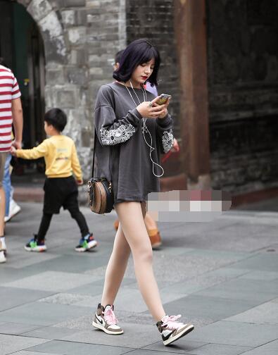 女孩子穿上aj也同样可以时尚前卫|小姐姐|时尚|乔丹_新浪新闻