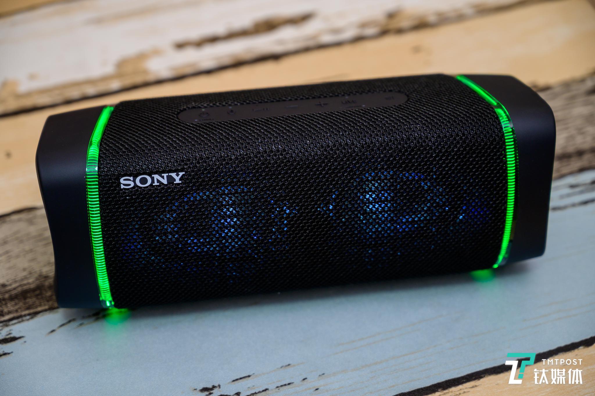 索尼srs-xb33蓝牙音箱首发体验,扬声器具备发光黑科技 | 钛极客
