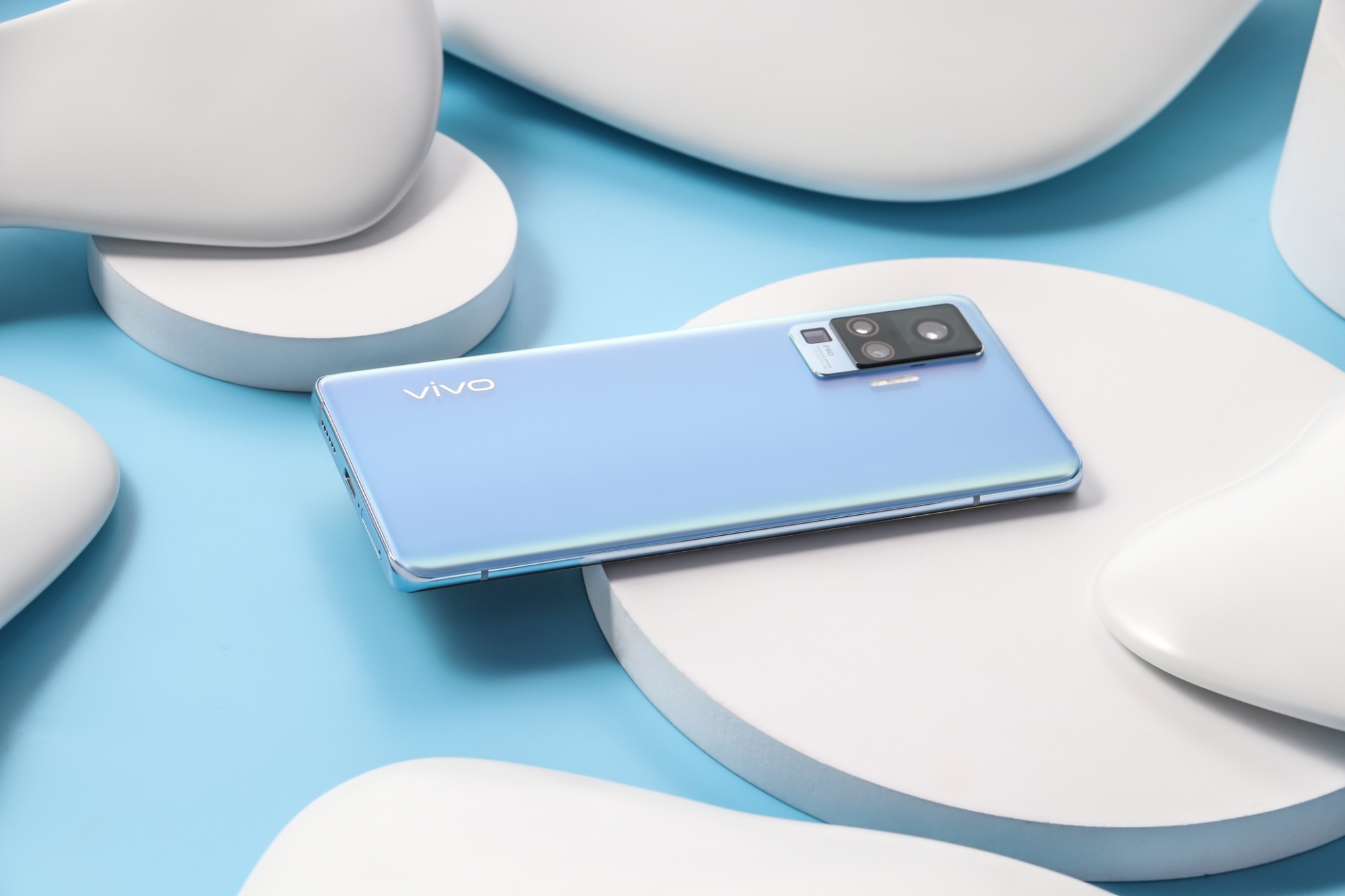 手感极佳vivo最薄5g手机x50今日全渠道上市 三种配色可选