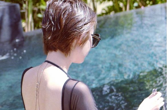 周戈楠事业发展没有什么起色,如果没有赵本山的提携,恐怕根本就没有