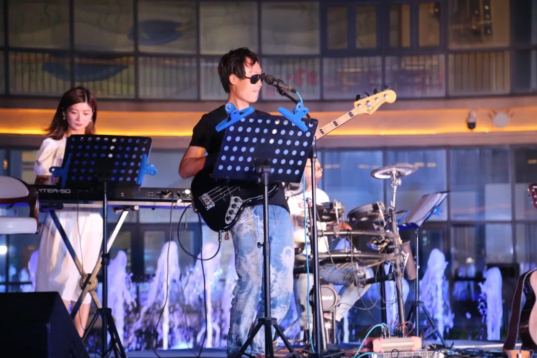 "烧烤 音乐 啤酒"燃爆滨海夜经济