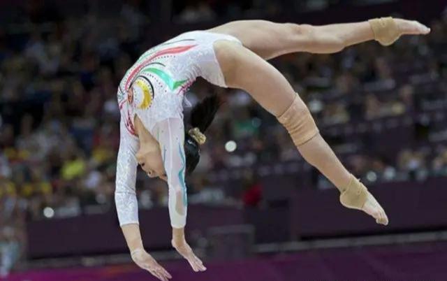 16岁就获得了奥运冠军,退役之后被保送北大,现27岁逆袭成女神