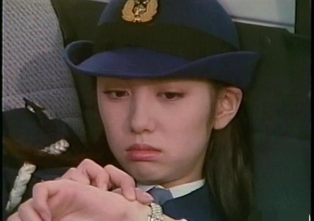 铁甲小宝里正义的化身漂亮的女警官后悔发现得太晚