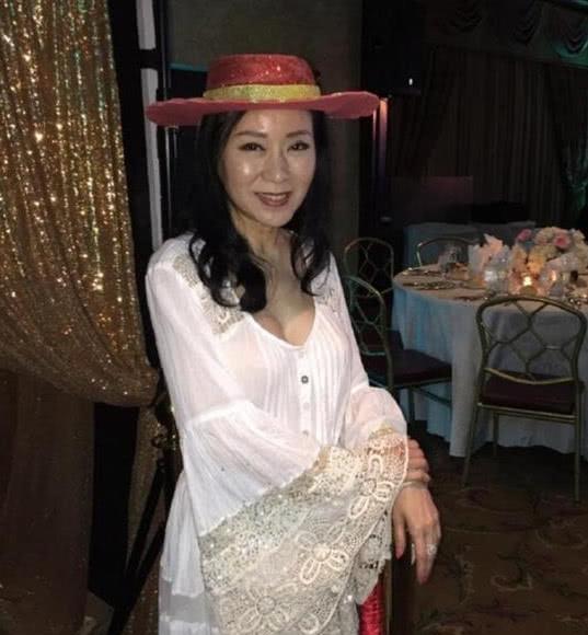 魏秋桦|黄蓉|经商_新浪新闻