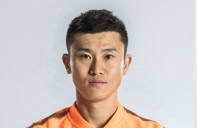 周海滨发布退役感言,感恩鲁能,吐露最大遗憾