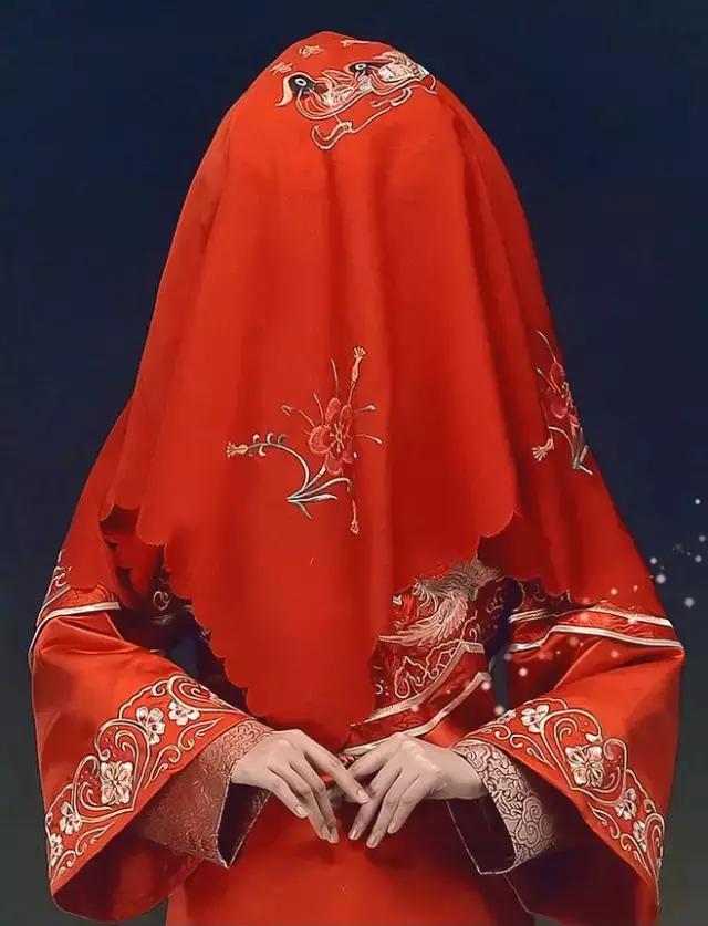 凤冠霞帔,最美中国风