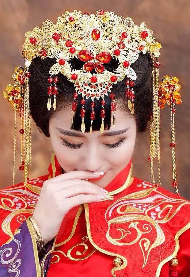 凤冠霞帔,最美中国风