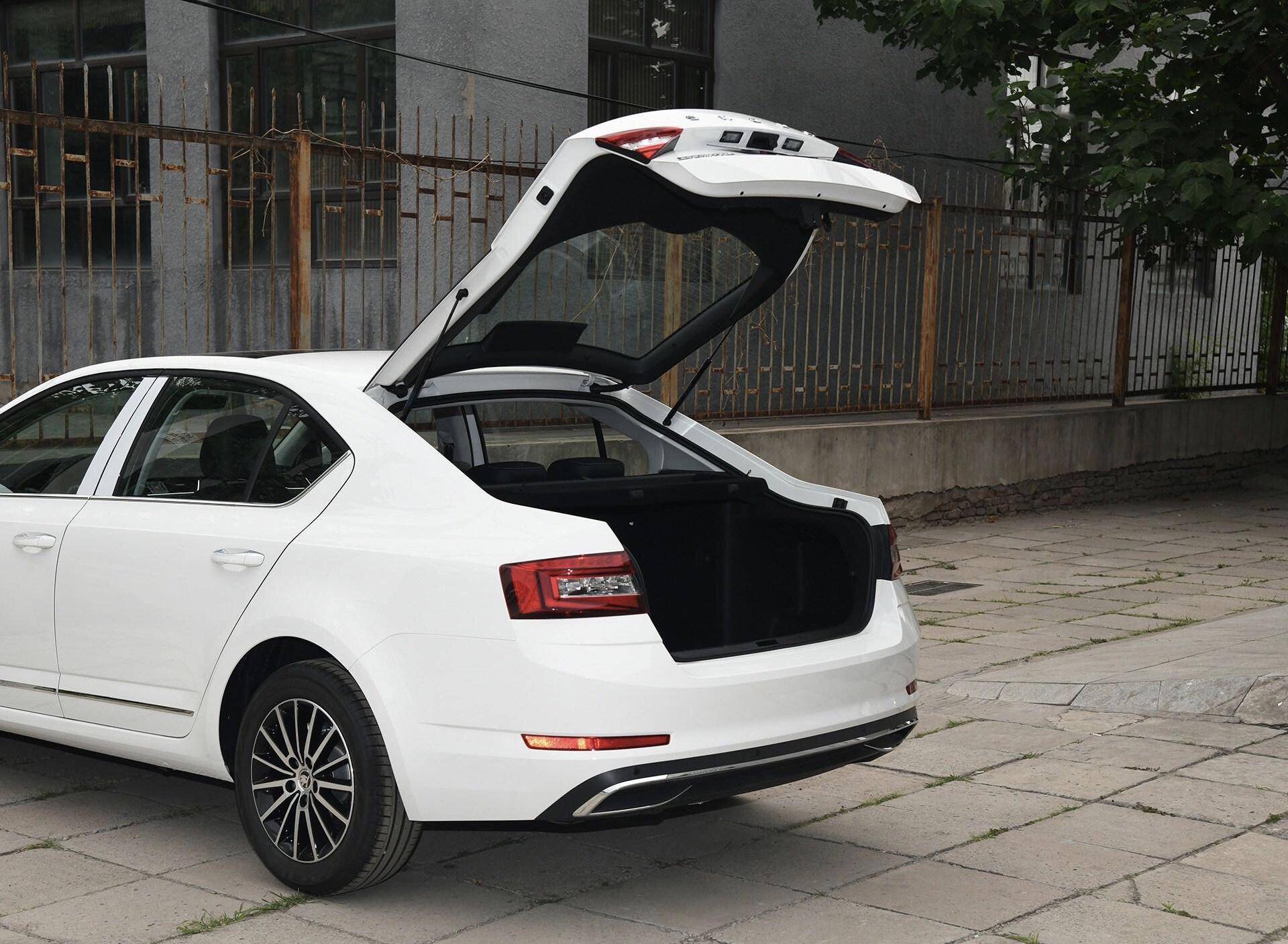 想靠摆摊创收,这款德系掀背车必不可少,国六排放,才7万多