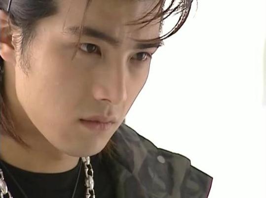 贺军翔以当年的颜值,如若现在出道的话,简直不要太火