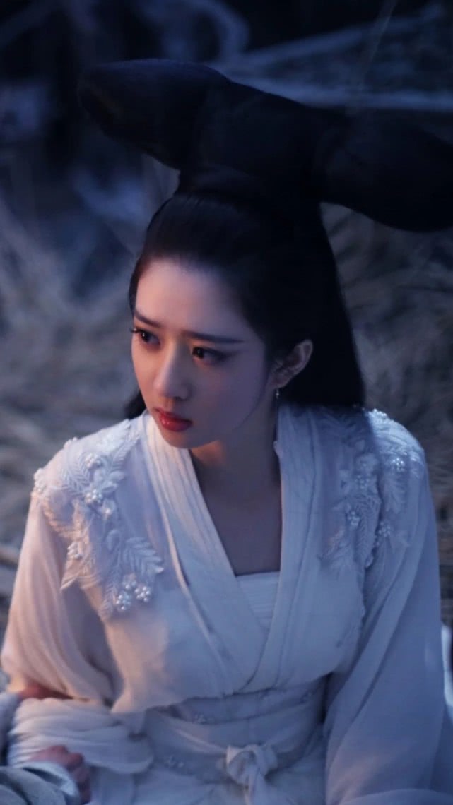 李凯馨演完小倩,又要来出演绝色美人西施,感觉这颜值驾驭不住啊