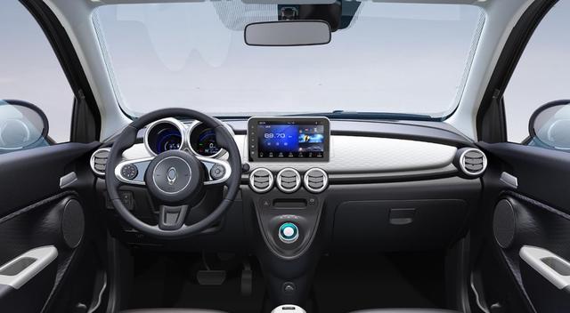 落地不到10万的小车 上下班代步简直完美