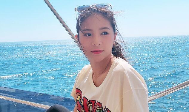 何姿秦凯现状买800万婚房被坑近日晒自拍两岁女儿超可爱