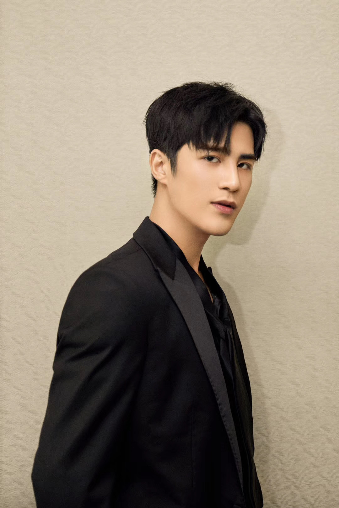 姜潮全新单曲thekey即将上线欲以温柔声线打开心灵之门