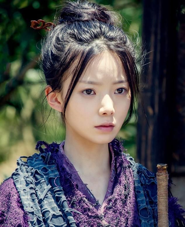 蹭陈情令热度陈卓璇回应高情商我的热度难道不是靠自己