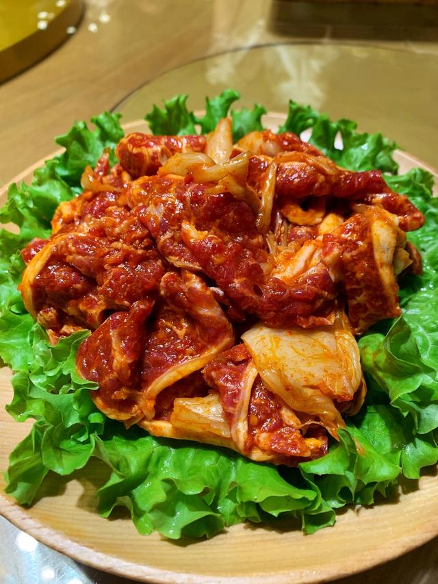 盾牌,蒙古包,马头琴,长春这家烤肉店藏了一片"内蒙大草原"