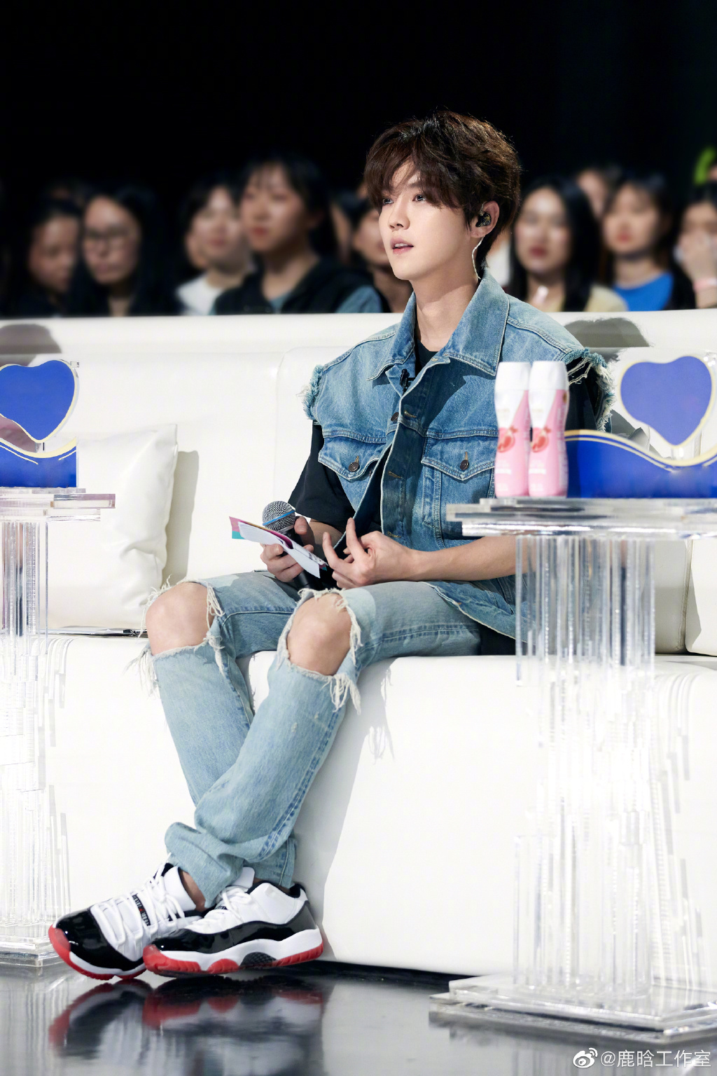 天价冰淇淋 dunk sb 明星人手一双,但冠希晒出的新 aj,有钱也买不到