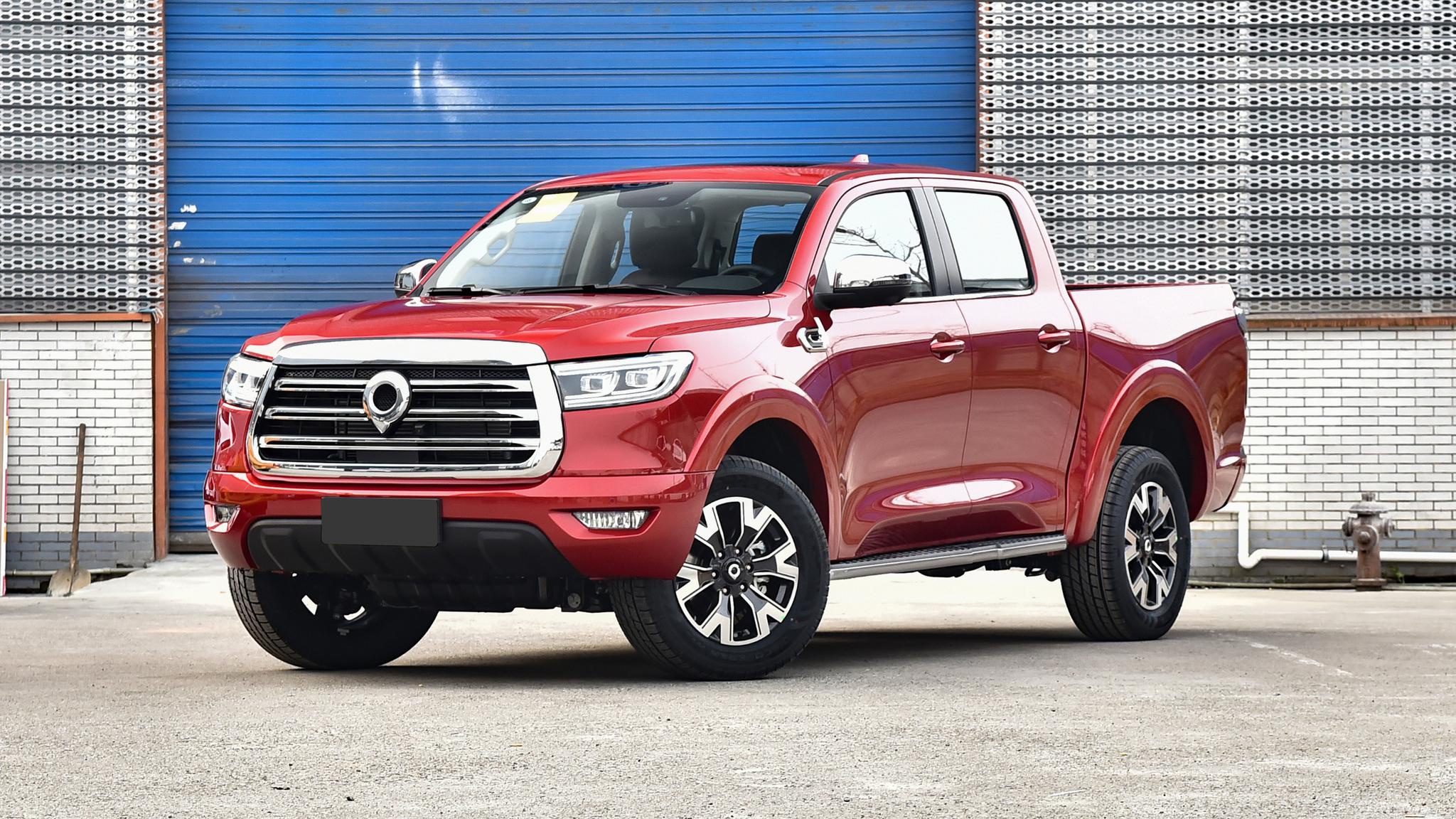 全新宝马4系官图赏析！设计师：先别急着喷！