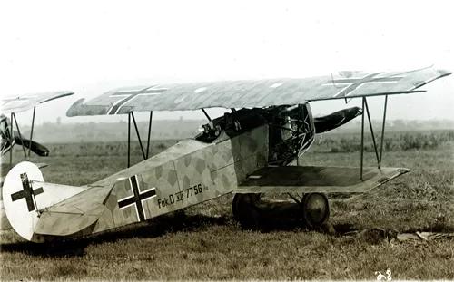 一战德军航空队的末日大杀器福克dⅦ战斗机