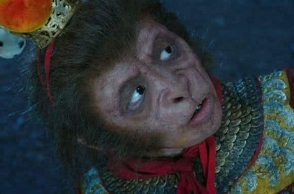 连亲妈都嫌弃他丑,却被周星驰看中一炮而红,如今20岁颜值逆袭!