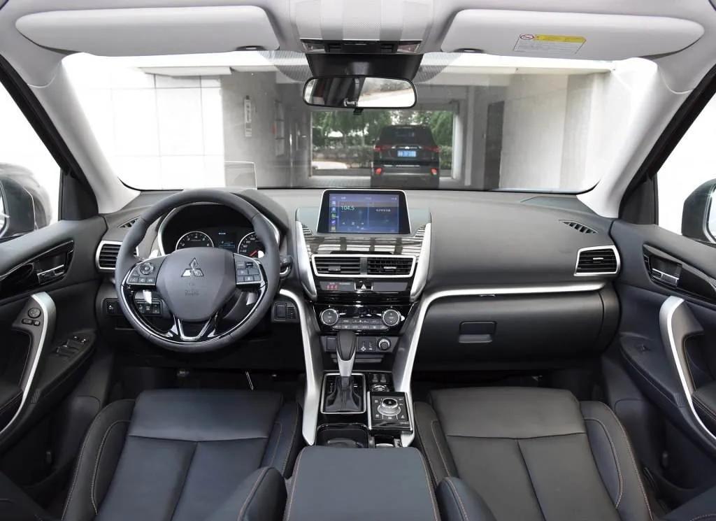 别老盯着热门车型，识货的人都在悄悄买这几款