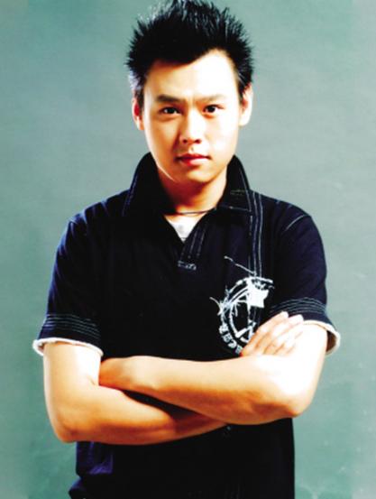 滑稽界颜值担当陈靓入行师承王汝刚24岁就开专场演出深受好评