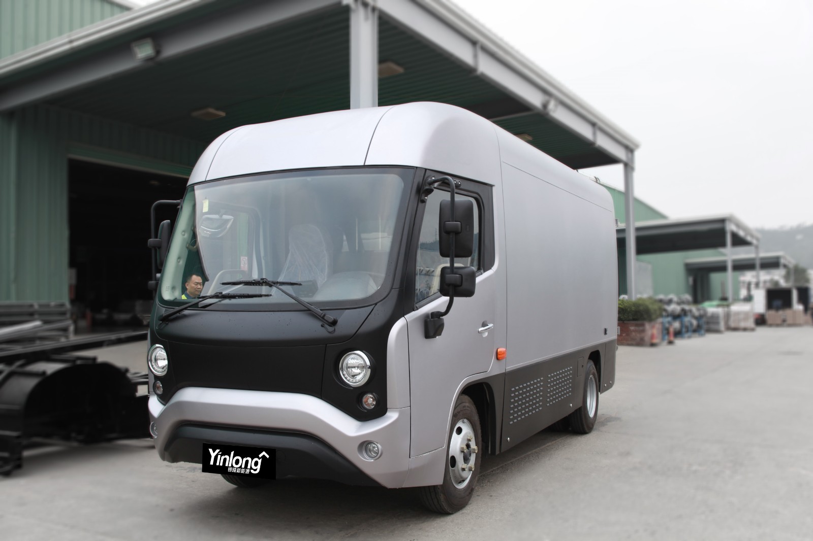 低碳科技助力地摊经济 银隆这款物流车很亮眼-新浪汽车