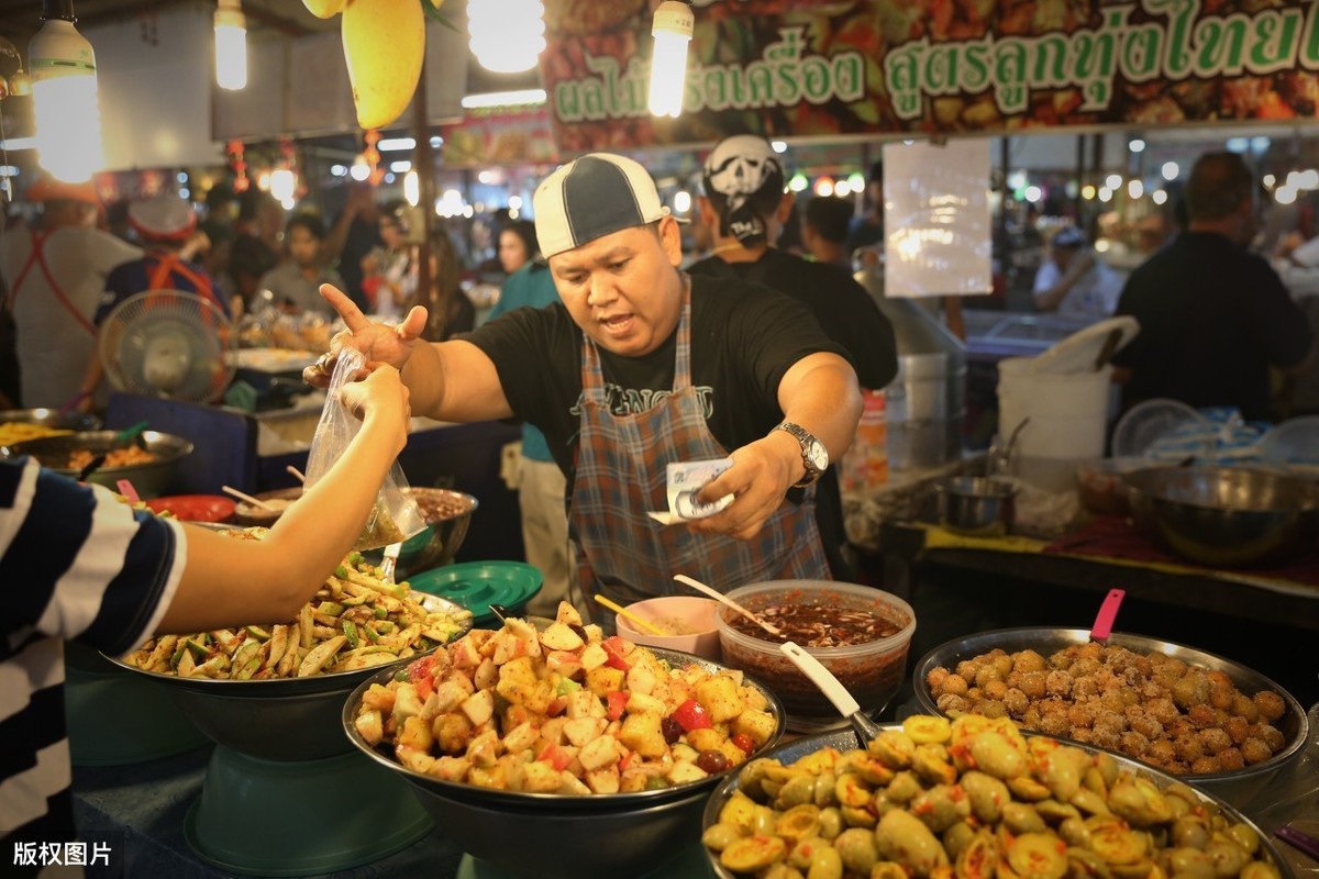 街头摆地摊卖小吃怎么找摆摊地点