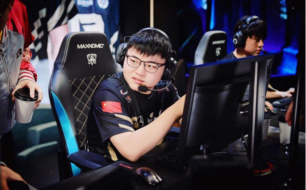 电竞大神uzi进娱乐圈综艺首秀合作范丞丞是蹭热度还是圈钱