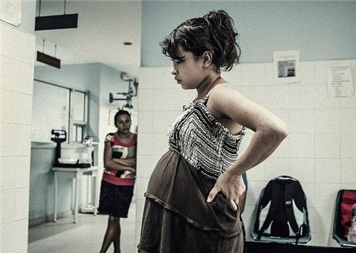 医学奇闻:8个月出现生理期,5岁怀孕生子?孩子是怎么生下的