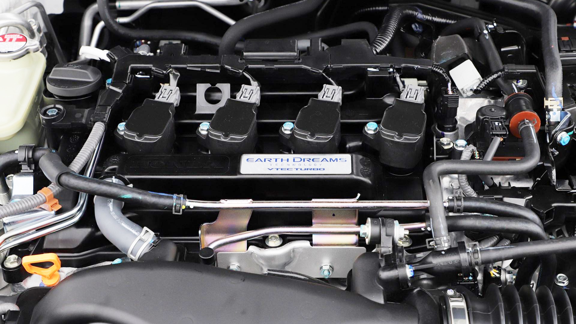 全新宝马4系官图赏析！设计师：先别急着喷！