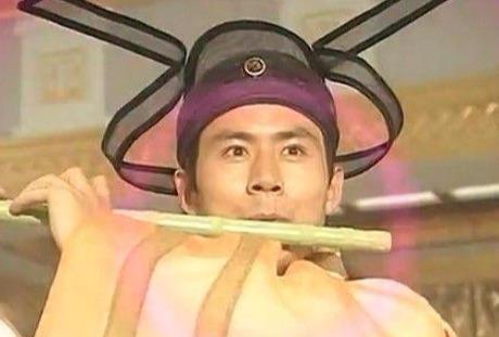 出道18年零绯闻,家庭美满生活幸福|常铖|曲双双|韩湘子_新浪新闻