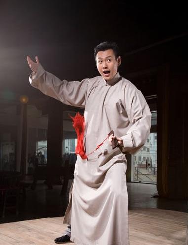 滑稽界颜值担当陈靓入行师承王汝刚24岁就开专场演出深受好评