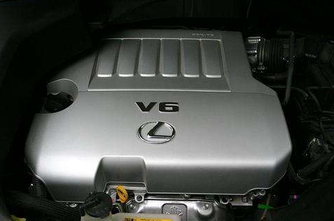 国人不爱买雷克萨斯，是它不好吗？车主：买个“花瓶车”没啥用