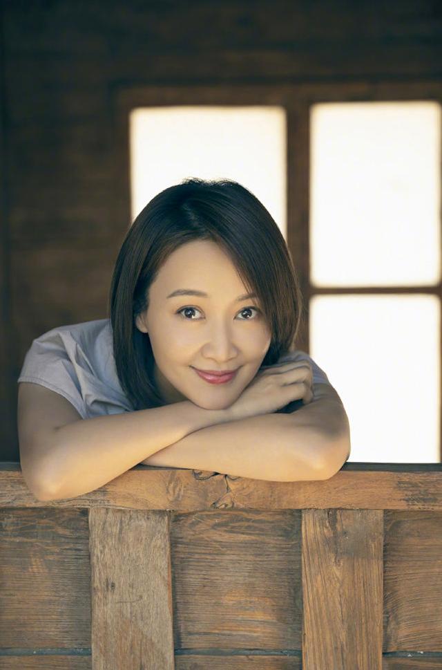 赵子琪李小冉,1976年5月8日出生于北京,中国内地女演员,毕业于北京