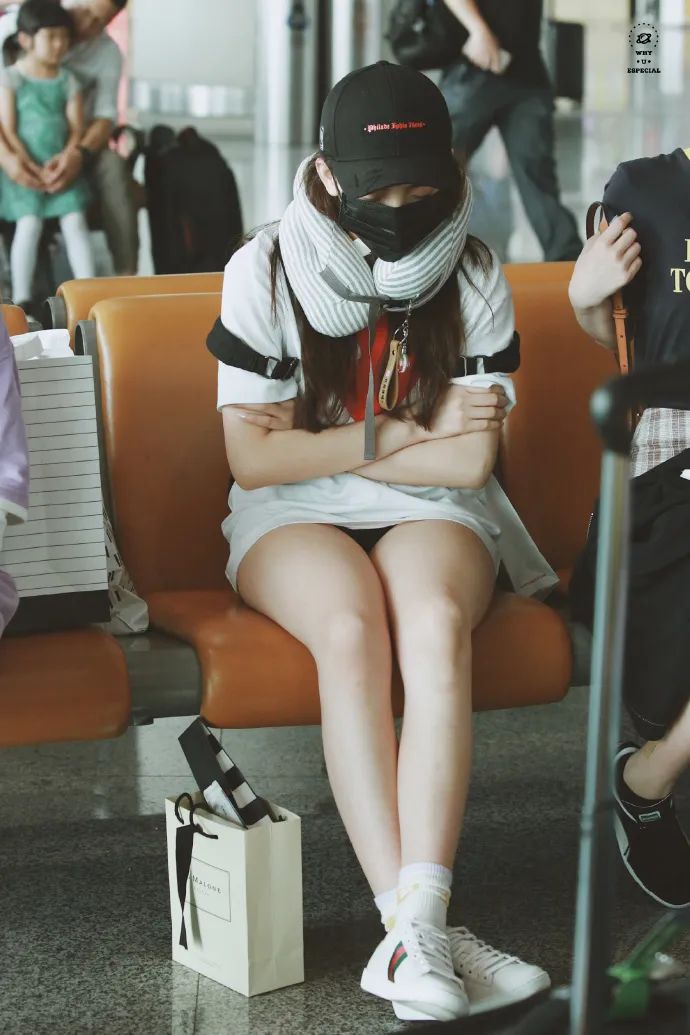 杨超越被称女团之耻,网络暴力还是嫉妒之心?