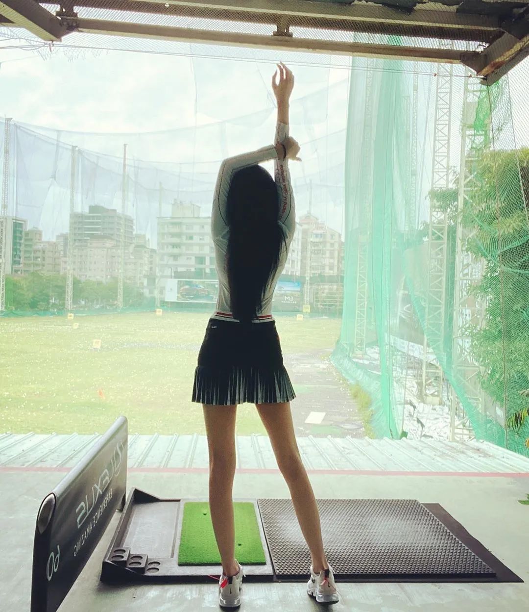 赏色| 台湾辣模 翁子涵【下】