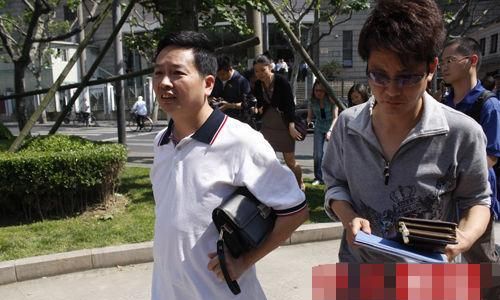 当初他和郭德纲的骂战也是沸沸扬扬,郭德纲在相声中讲到的"宋大德"