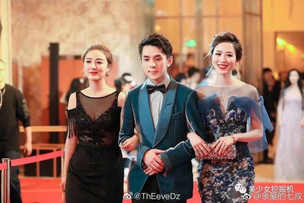 话题是李佳琦的,流量是薇娅的,但真金白银是她的