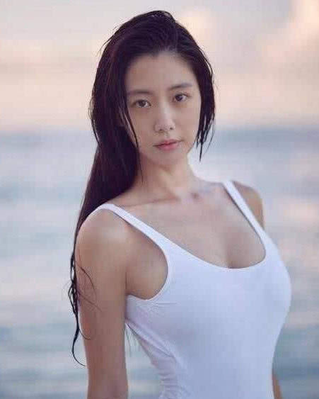 看到李成敏的照片后,网友:我好像不行了|李成敏|女明星|刚出道_新浪